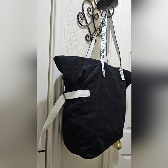 Victoria's Secret Black and White Tote EUC - Picture 10 of 16